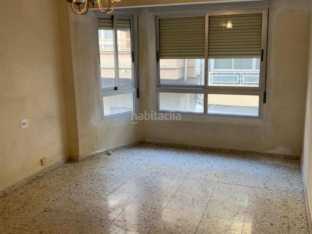Piso en venta en Elda, Plaza Castelar Mercado Central. Amplia y luminosa vivienda en Elda. Pisos.