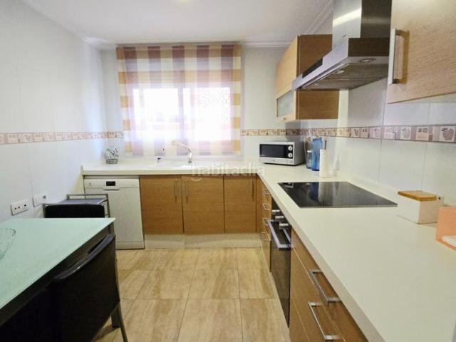Piso en venta en Elda, Plaza Castelar Mercado Central. LUZ, AMPLITUD Y CALIDEZ EN EL CORAZON DE ELDA PISO 97 m2 con garaje cerrado incluido. Pisos.