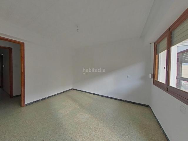 Piso en venta en Elda, Plaza de Toros Avenida Chapí Trinquete. Solvia Inmobiliaria Piso Elda. Pisos.