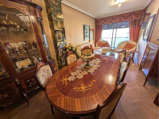Piso en venta en Elda, Plaza de Toros Avenida Chapí Trinquete. Venta de piso en Elda. Pisos.