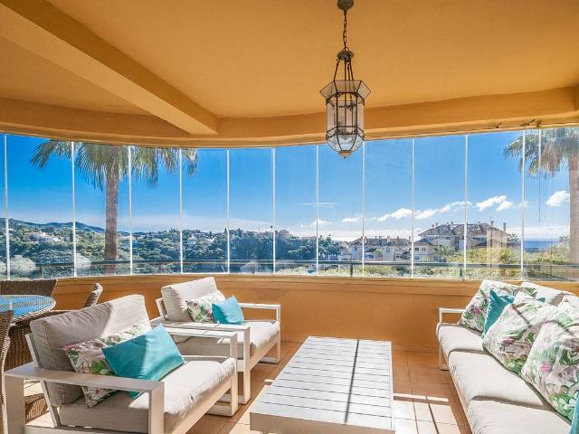 Piso en Venta en Elviria