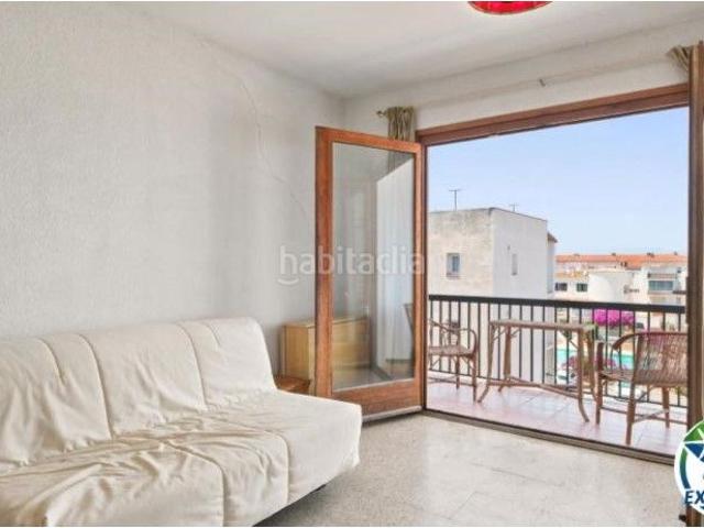 Piso en venta en Empuriabrava, Moxó Sant Mori Costa Brava. ROYAL MARINE Apartamento de 1 dormitorio con terraza para reformar y gran potencial. Pisos.