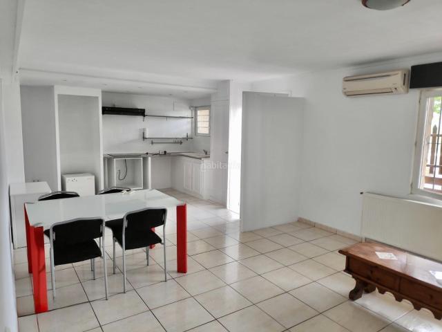Piso en venta en Empuriabrava, Muga Gran Reserva Badia Costa Brava. BAJO A MUY POCOS PASOS DE LA PLAYA CON PATIO PRIVADO. Pisos.