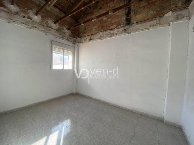 Dúplex en venta en Enguera. Piso con Garaje y Terraza. Dúplex.