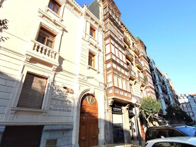Piso en Venta en Ensanche Moyua Diputación