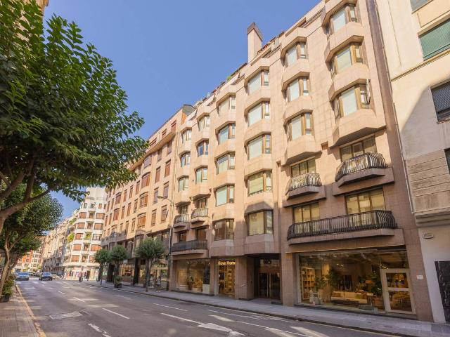 Piso en Venta en Ensanche Moyua Diputación