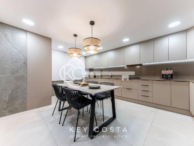 Piso en Venta en Ensanche Diputación