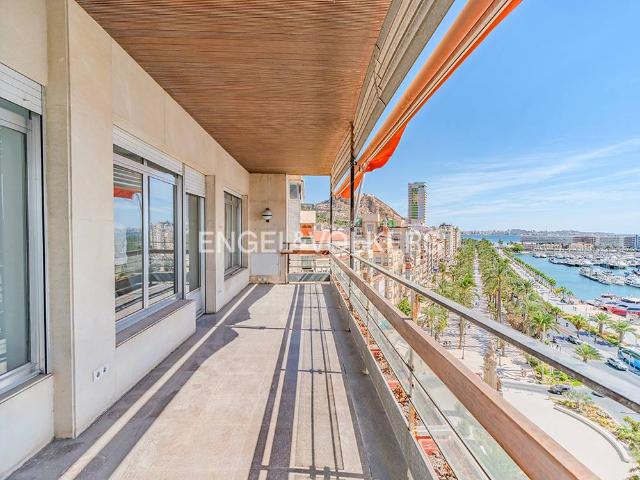 Piso en Venta en Ensanche Diputación