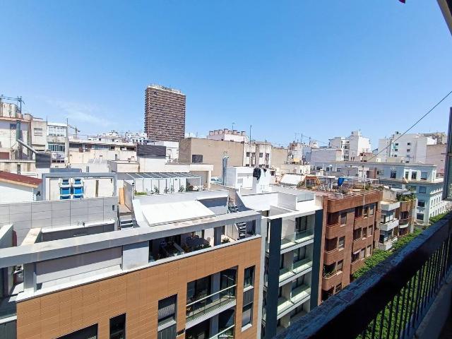 Piso en Venta en Ensanche Diputación