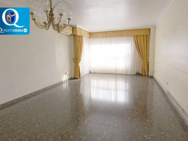 Piso en Venta en Ensanche Diputación