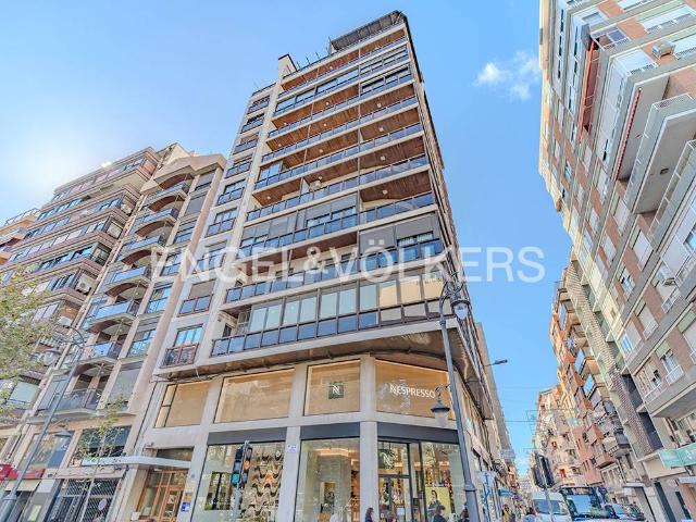 Piso en Venta en Ensanche Diputación