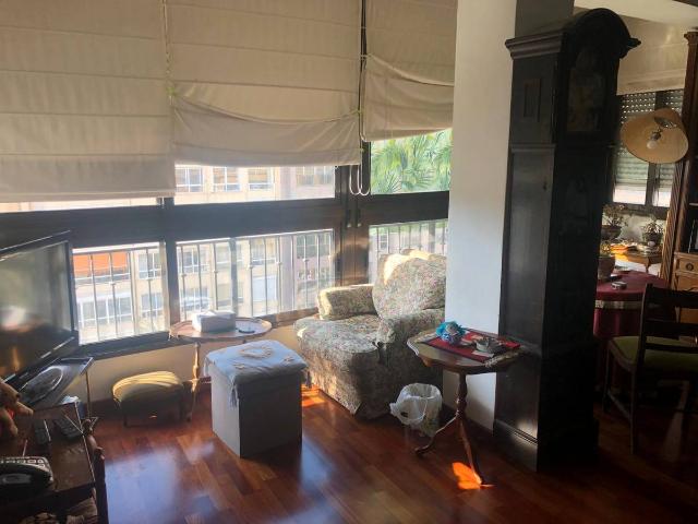 Piso en Venta en Ensanche Diputación