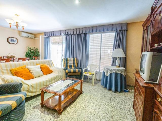 Piso en Venta en Ensanche Diputación