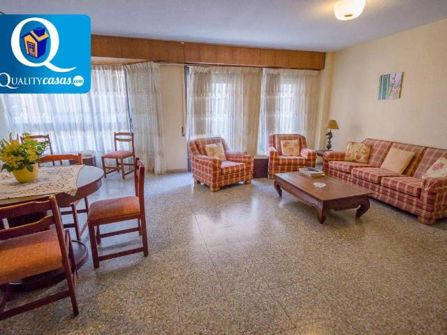 Piso en Venta en Ensanche Diputación