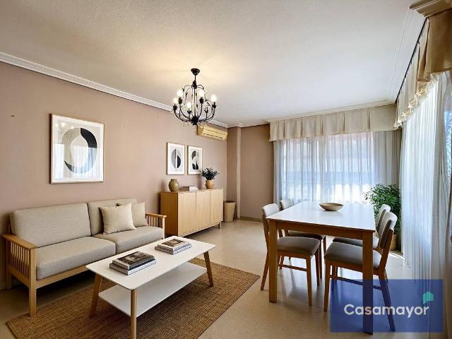 Piso en Venta en Ensanche Diputación