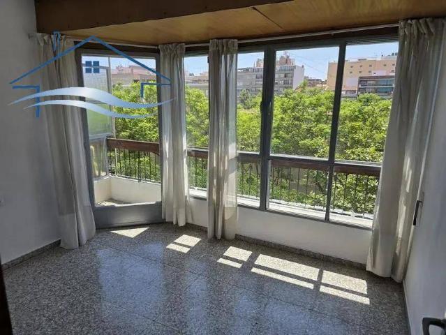 Piso en Venta en Ensanche Diputación