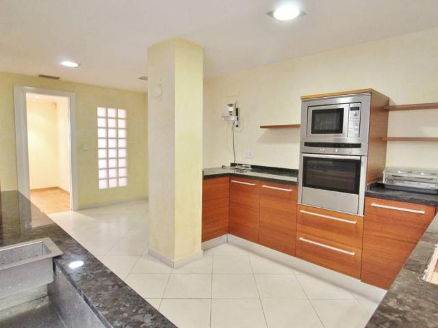 Piso en Venta en Ensanche Diputación