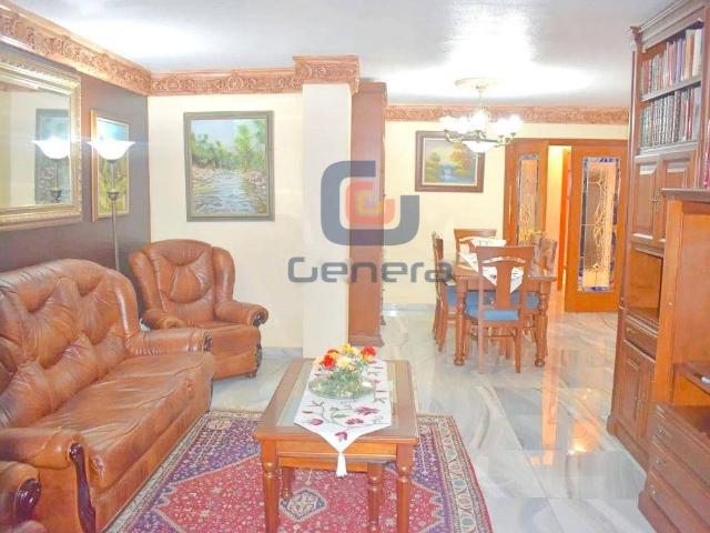 Piso en Venta en Ensanche Diputación