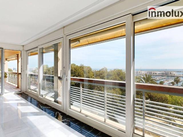 Piso en Venta en Ensanche Diputación