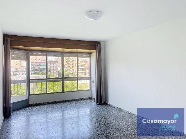 Piso en Venta en Ensanche Diputación