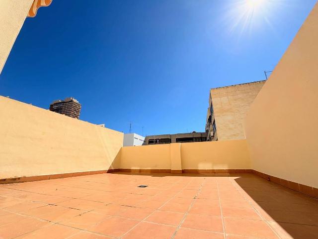 Piso en Venta en Ensanche Diputación
