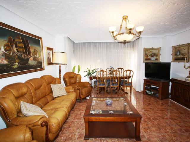 Piso en Venta en Ensanche Franciscanos