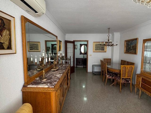 Piso en Venta en Ensanche Parque del Oeste