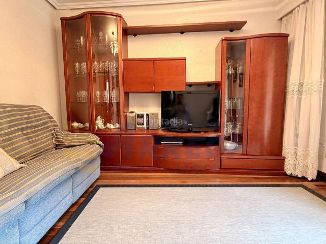 Piso en venta en Ermua. Vivienda en venta en Ermua Zona llana, exterior y muy luminosa. Pisos.