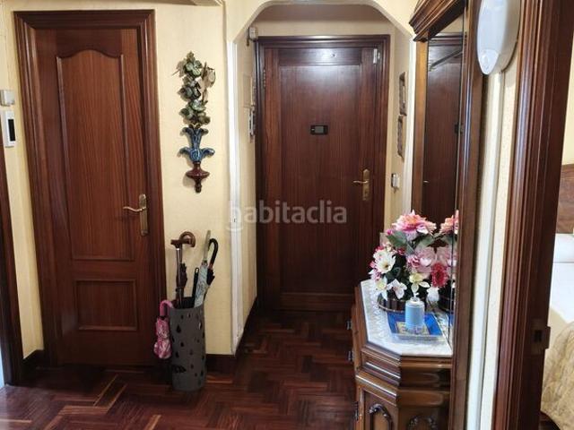 Piso en venta en Errenteria, Capuchinos Galtzaraborda. Magnífico piso listo para entrar a vivir en la zona alta de Errenteria Calle Urdaburu. Pisos.