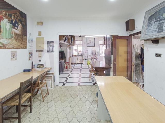 Piso en venta en Errenteria, Centro. EXCELENTE OPORTUNIDAD PARA CREAR EL HOGAR QUE IMAGINAS. VIVIENDA EN PLANTA BAJA CON ACCESO DESDE EL PORTAL, CON CÉDULA DE HABITABI. Pisos.