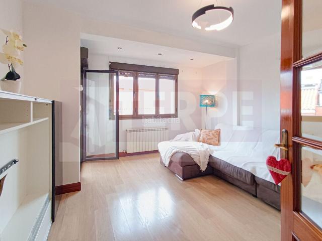 Piso en venta en Errenteria, Centro. VIVIENDA ALTA, TOTALMENTE EXTERIOR, LUMINOSA Y SOLEADA. Pisos.