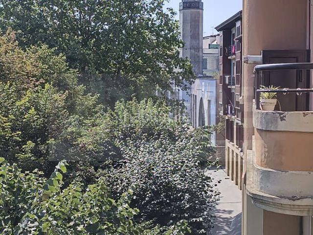 Piso en venta en Errenteria, Centro. VIVIENDA REFORMADA DE 3 DORMITORIOS CON BALCÓN A LA ALAMEDA, MUY LUMINOSA CON VISTAS DESPEJADAS. Pisos.