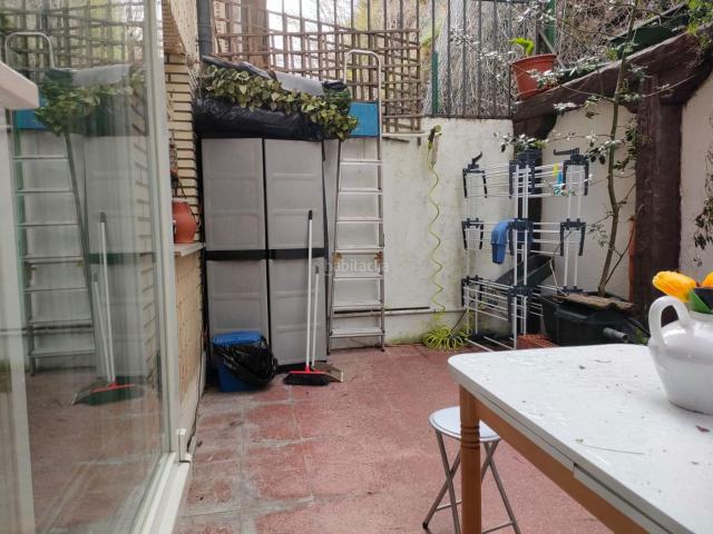 Piso en venta en Eskoriatza. Se vende piso con amplia terraza. Pisos.