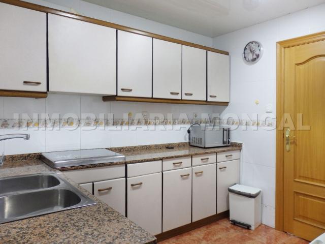 Piso en venta en Esplugues de Llobregat, Can Vidalet. Amplia vivienda de cuatro habitaciones con dos baños, en Esplugues de Llobregat. Pisos Esplugues de.