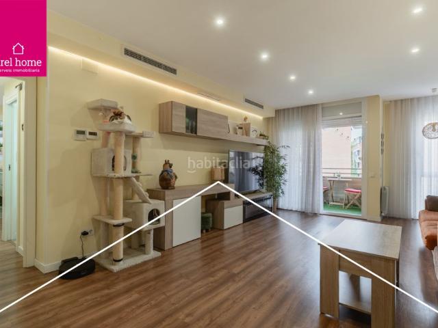Piso en venta en Esplugues de Llobregat, Centre. vivienda que lo tiene todo en pleno centro de Esplugues de 4 habitaciones y parquing en la misma finca. Pisos Esplugues de.