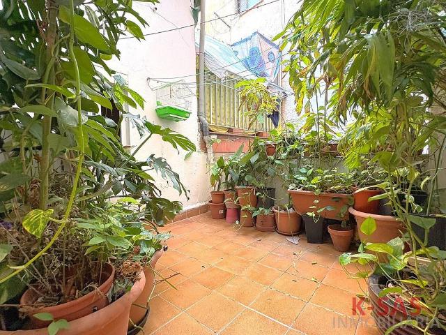 Piso en venta en Esplugues de Llobregat, de 103 m² 4 habitaciones por 290.000