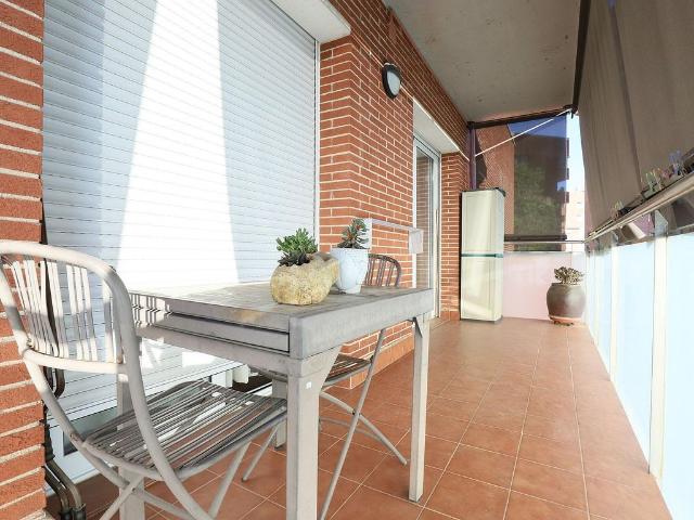 Piso en venta en Esplugues de Llobregat, de 85 m² 3 habitaciones por 530.000