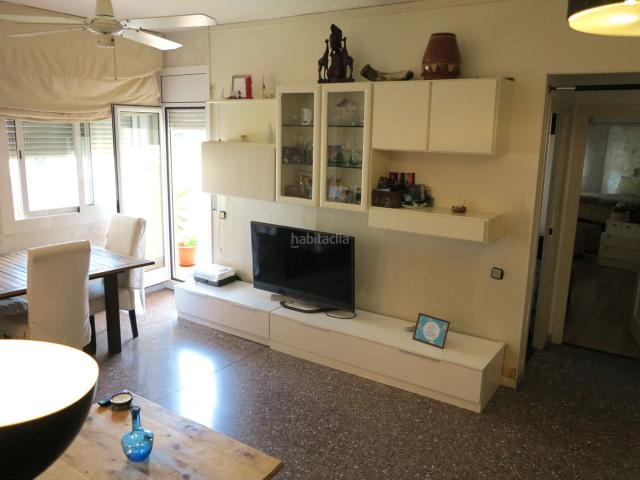 Piso en venta en Esplugues de Llobregat, Montesa. ¡Piso en Ave. Cornellá Espacio y Comodidad a tu alcance!. Pisos Esplugues de.