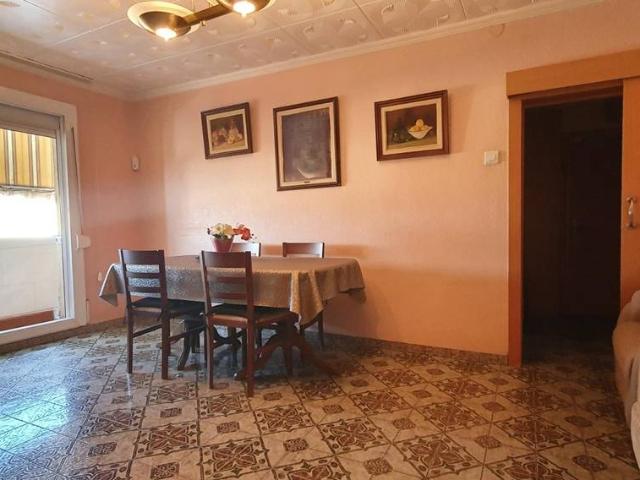 Piso en Venta en Espronceda