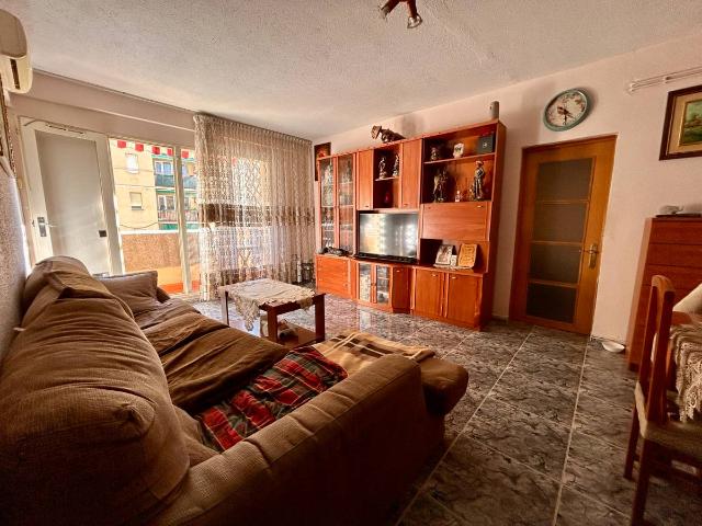 Piso en Venta en Espronceda