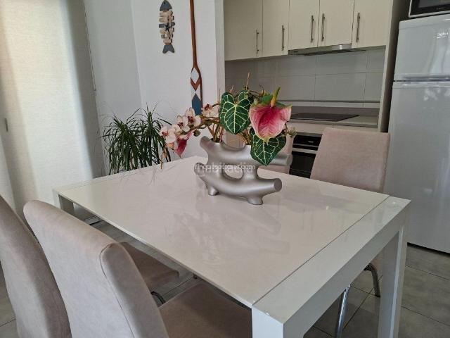 Piso en venta en Estartit, Els Griells Costa Brava. Precioso apartamento reformado a 250 metros de la playa. Pisos.