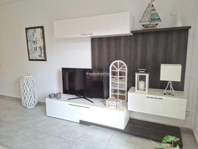 Piso en venta en Estartit, Els Griells Costa Brava. Precioso apartamento reformado a 250 metros de la playa. Pisos.