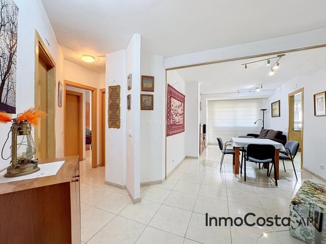 Piso en venta en Estartit, L´Estartit Poble Costa Brava. Apartament al centre de LEstartit, a un pas del port i de la platja. Pisos.