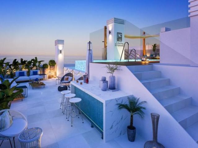 Piso en venta en Estepona, Avenida España, 29680