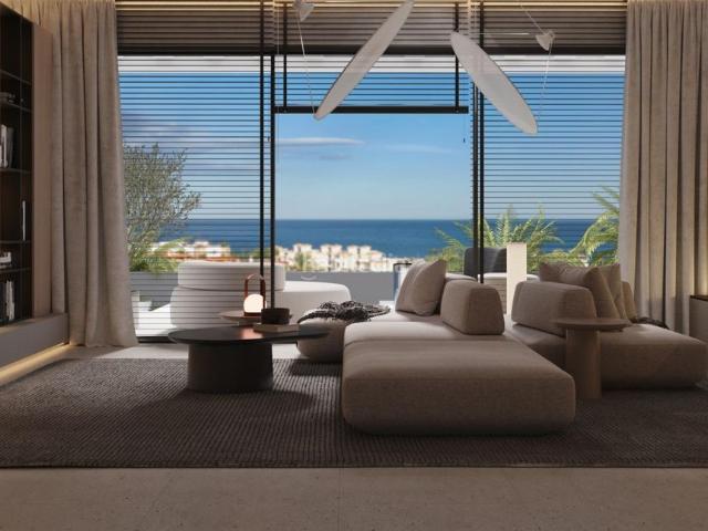 Piso en venta en Estepona, Buenas Noches. Pisos.