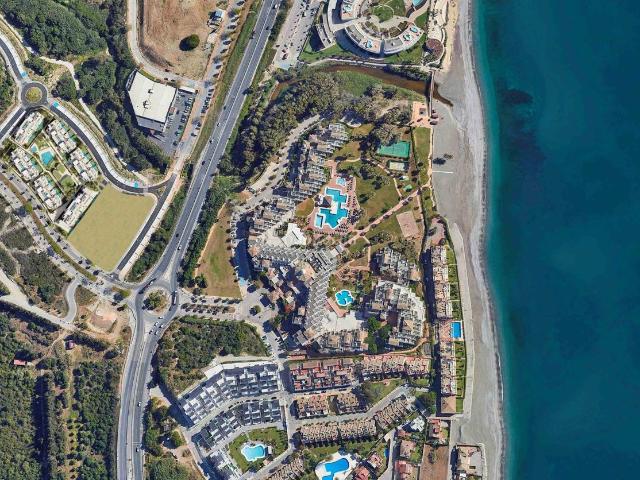 Piso en venta en Estepona, Bahía Dorada. Pisos.