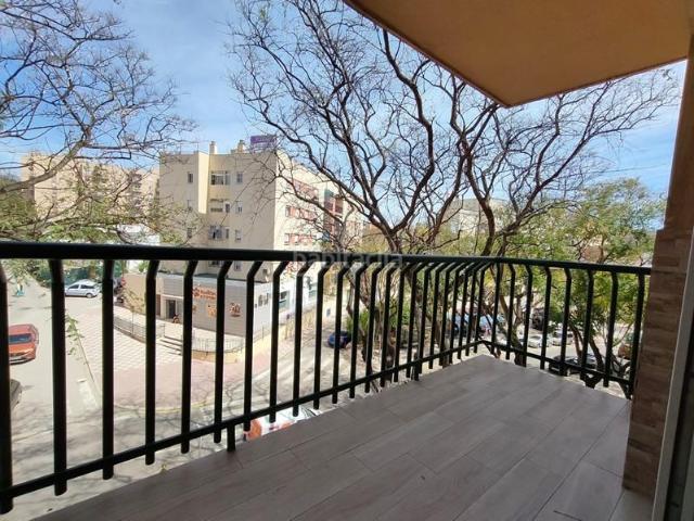 Piso en venta en Estepona, Centro. VIVE EL CORAZÓN DE ESTEPONA! AMPLIO PISO CON TERRAZA Y ASCENSOR. Pisos.