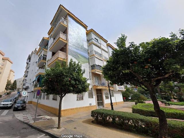 Piso en venta en Estepona, Centro. SE VENDE inmueble ALQUILADO en Estepona. Pisos.