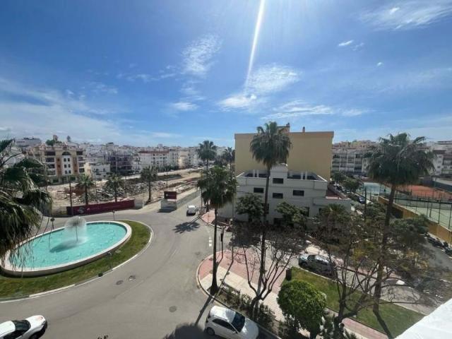 Piso en venta en Estepona, Estepona