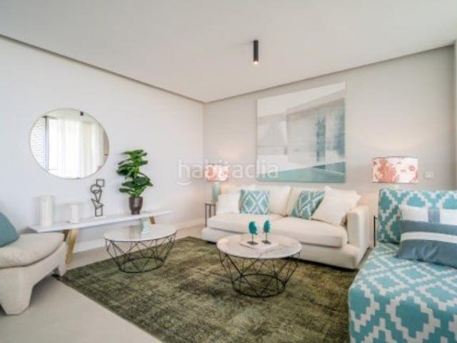 Piso en venta en Estepona, Guadalobón. Lujoso piso de 4 dormitorios en primera línea de playas de Estepona. Obra nueva. Pisos.